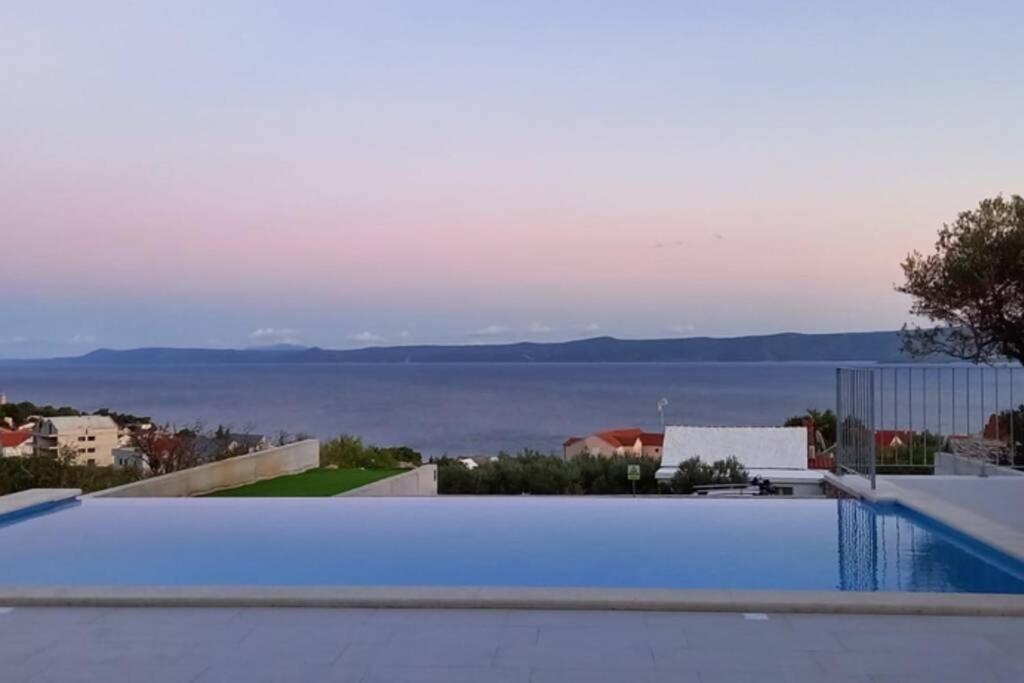 Villa Katarina - Infinity Pool With Amazing View Bol Exterior photo